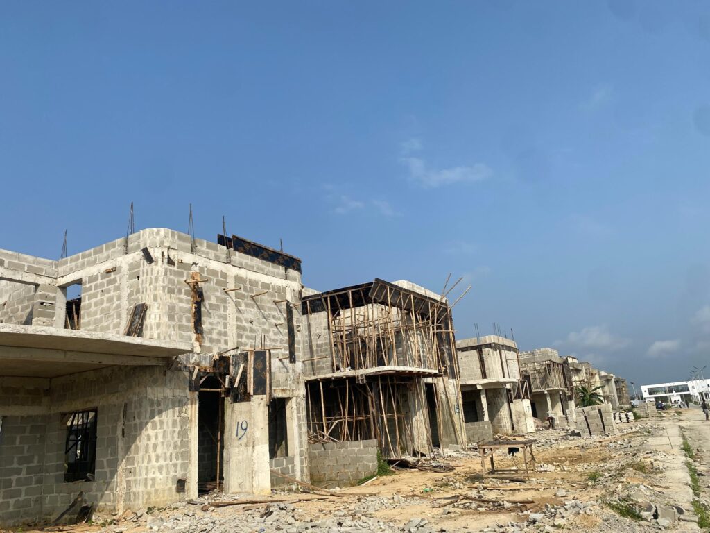 3 Bedroom Flat In Lekki Aviation Town 04