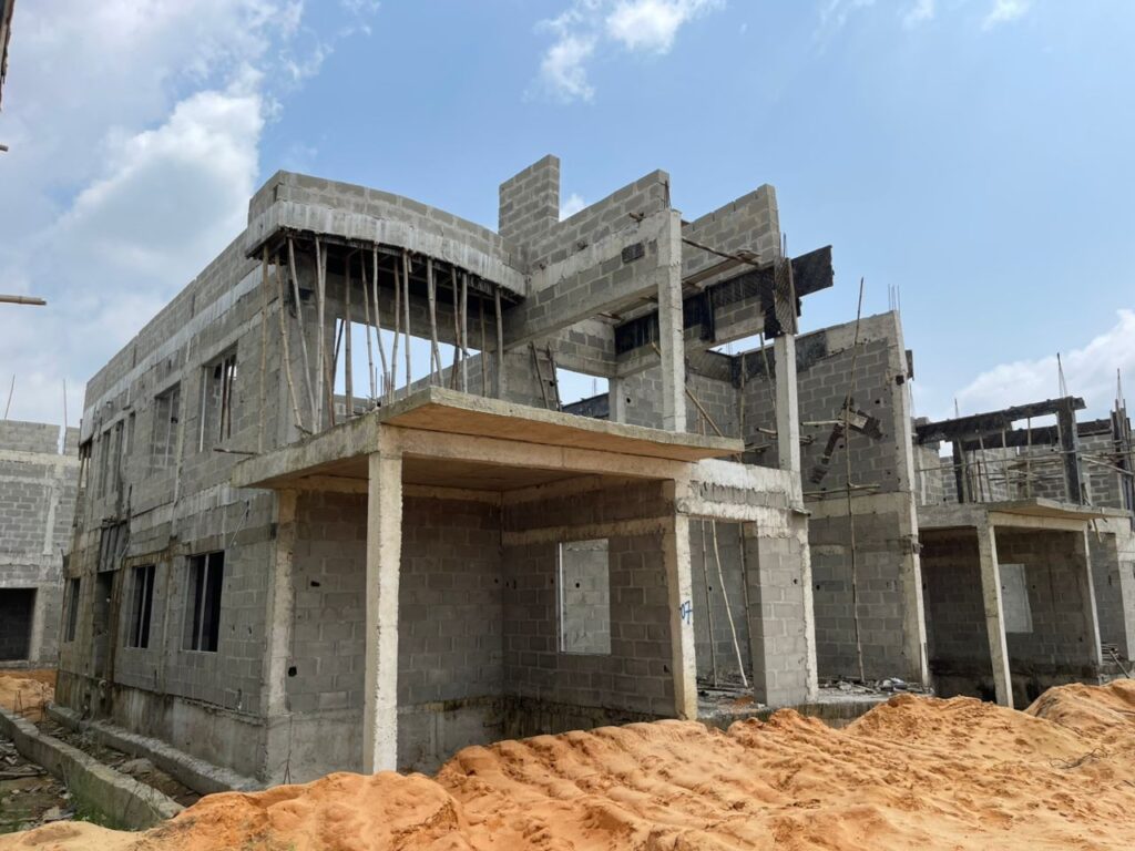 5 Bedroom Duplex In The Parliament 01